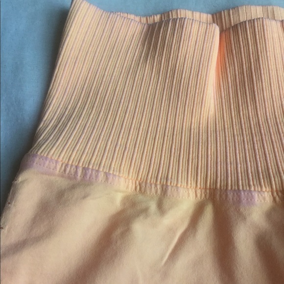 FP Movement Good Karma Bike Shorts NWOT*defect - Picture 8 of 14